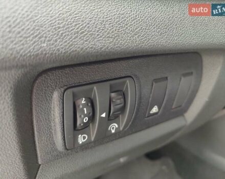 Синий Рено Меган, объемом двигателя 1.5 л и пробегом 200 тыс. км за 8999 $, фото 55 на Automoto.ua