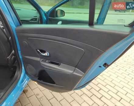 Синий Рено Меган, объемом двигателя 1.5 л и пробегом 200 тыс. км за 8999 $, фото 82 на Automoto.ua