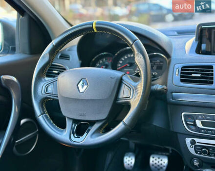 Синий Рено Меган, объемом двигателя 1.5 л и пробегом 228 тыс. км за 10490 $, фото 31 на Automoto.ua