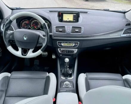 Синий Рено Меган, объемом двигателя 2 л и пробегом 85 тыс. км за 4300 $, фото 10 на Automoto.ua