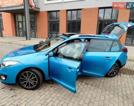 Синий Рено Меган, объемом двигателя 1.5 л и пробегом 200 тыс. км за 8999 $, фото 89 на Automoto.ua