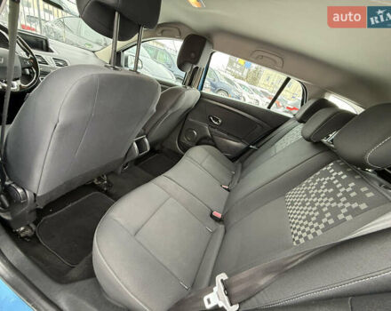 Синий Рено Меган, объемом двигателя 1.5 л и пробегом 286 тыс. км за 7800 $, фото 35 на Automoto.ua