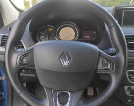 Синий Рено Меган, объемом двигателя 1.5 л и пробегом 255 тыс. км за 7800 $, фото 2 на Automoto.ua