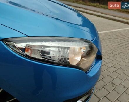 Синий Рено Меган, объемом двигателя 1.5 л и пробегом 200 тыс. км за 8999 $, фото 4 на Automoto.ua