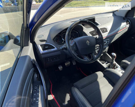 Синий Рено Меган, объемом двигателя 0 л и пробегом 220 тыс. км за 10300 $, фото 16 на Automoto.ua