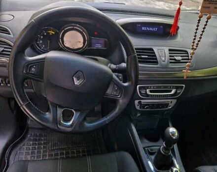 Синій Рено Меган, об'ємом двигуна 1.5 л та пробігом 195 тис. км за 7300 $, фото 4 на Automoto.ua