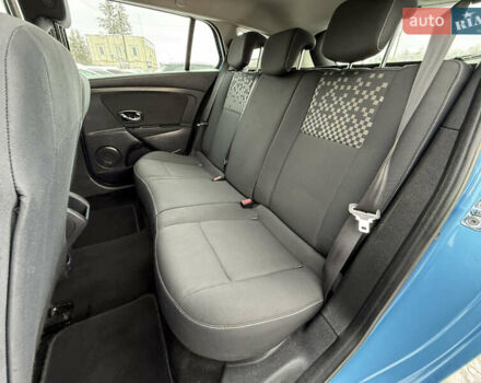 Синий Рено Меган, объемом двигателя 1.5 л и пробегом 286 тыс. км за 7800 $, фото 36 на Automoto.ua