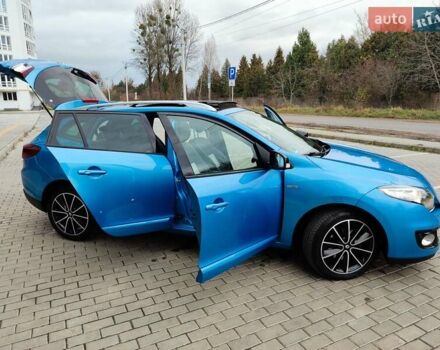 Синий Рено Меган, объемом двигателя 1.5 л и пробегом 200 тыс. км за 8999 $, фото 105 на Automoto.ua