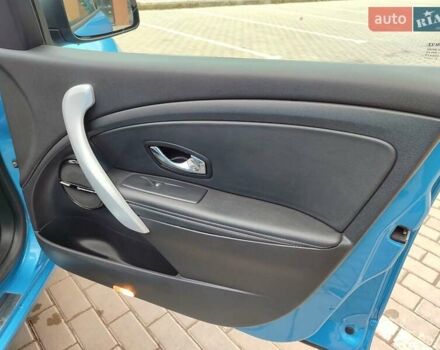 Синий Рено Меган, объемом двигателя 1.5 л и пробегом 200 тыс. км за 8999 $, фото 80 на Automoto.ua
