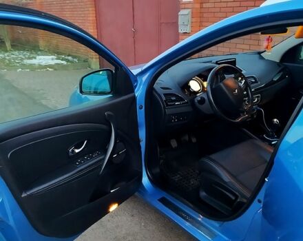 Синий Рено Меган, объемом двигателя 1.5 л и пробегом 300 тыс. км за 7700 $, фото 6 на Automoto.ua