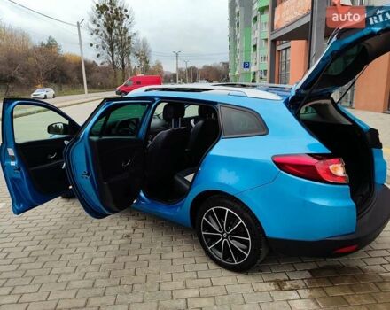 Синий Рено Меган, объемом двигателя 1.5 л и пробегом 200 тыс. км за 8999 $, фото 93 на Automoto.ua