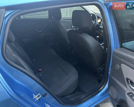 Синий Рено Меган, объемом двигателя 1.5 л и пробегом 257 тыс. км за 8600 $, фото 13 на Automoto.ua