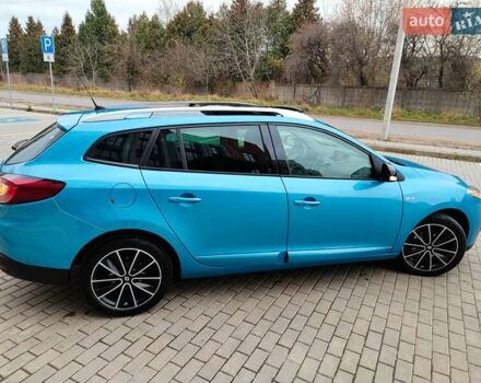 Синий Рено Меган, объемом двигателя 1.5 л и пробегом 200 тыс. км за 8999 $, фото 14 на Automoto.ua