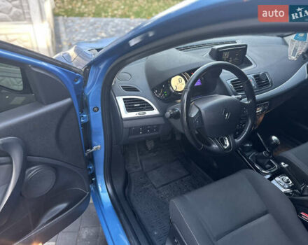 Синий Рено Меган, объемом двигателя 1.5 л и пробегом 257 тыс. км за 8600 $, фото 16 на Automoto.ua