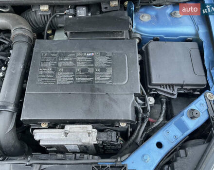 Синий Рено Меган, объемом двигателя 1.6 л и пробегом 279 тыс. км за 8350 $, фото 49 на Automoto.ua