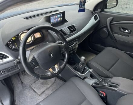 Синий Рено Меган, объемом двигателя 1.6 л и пробегом 279 тыс. км за 8350 $, фото 15 на Automoto.ua