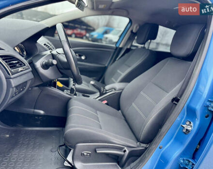 Синий Рено Меган, объемом двигателя 1.5 л и пробегом 194 тыс. км за 9300 $, фото 25 на Automoto.ua