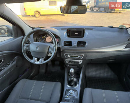 Синій Рено Меган, об'ємом двигуна 1.5 л та пробігом 209 тис. км за 10300 $, фото 25 на Automoto.ua