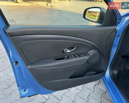 Синій Рено Меган, об'ємом двигуна 1.5 л та пробігом 209 тис. км за 10300 $, фото 22 на Automoto.ua