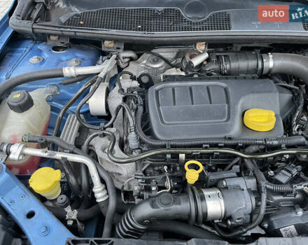 Синий Рено Меган, объемом двигателя 1.6 л и пробегом 279 тыс. км за 8350 $, фото 48 на Automoto.ua