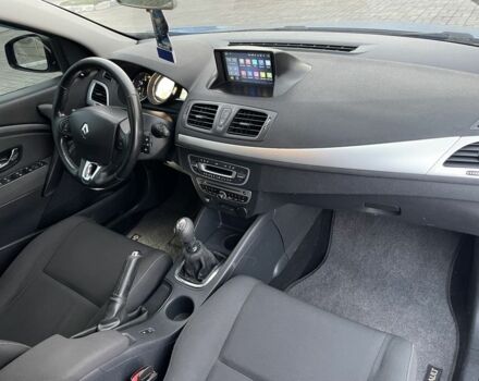 Синий Рено Меган, объемом двигателя 1.6 л и пробегом 279 тыс. км за 8350 $, фото 17 на Automoto.ua
