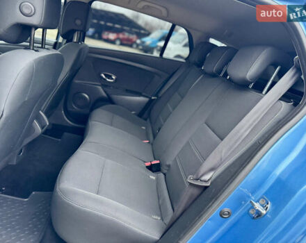 Синий Рено Меган, объемом двигателя 1.5 л и пробегом 194 тыс. км за 9300 $, фото 39 на Automoto.ua