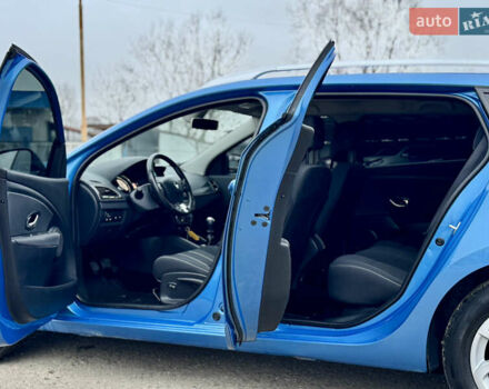 Синий Рено Меган, объемом двигателя 1.5 л и пробегом 194 тыс. км за 9300 $, фото 37 на Automoto.ua