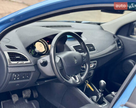 Синий Рено Меган, объемом двигателя 1.5 л и пробегом 194 тыс. км за 9300 $, фото 24 на Automoto.ua