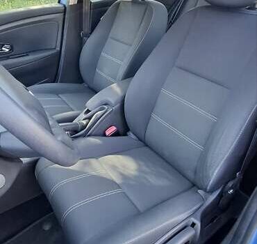 Синий Рено Меган, объемом двигателя 1.6 л и пробегом 207 тыс. км за 8500 $, фото 12 на Automoto.ua