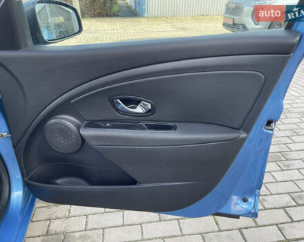 Синій Рено Меган, об'ємом двигуна 1.6 л та пробігом 207 тис. км за 8700 $, фото 35 на Automoto.ua