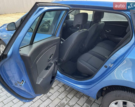 Синій Рено Меган, об'ємом двигуна 1.6 л та пробігом 207 тис. км за 8700 $, фото 26 на Automoto.ua