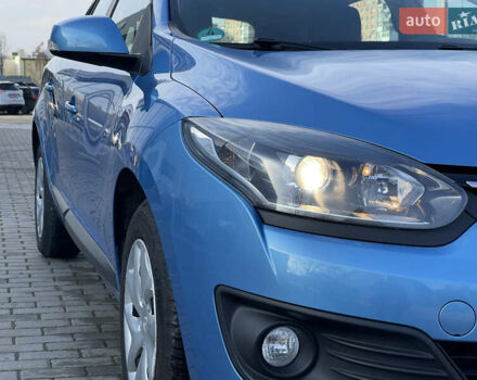 Синій Рено Меган, об'ємом двигуна 1.6 л та пробігом 207 тис. км за 8700 $, фото 17 на Automoto.ua