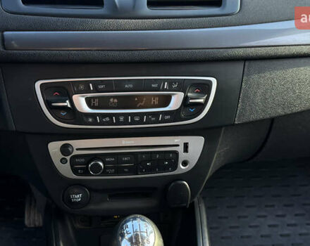 Синий Рено Меган, объемом двигателя 1.5 л и пробегом 248 тыс. км за 7900 $, фото 15 на Automoto.ua