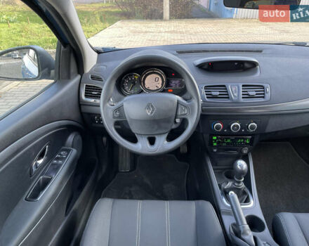 Синій Рено Меган, об'ємом двигуна 1.6 л та пробігом 207 тис. км за 8700 $, фото 41 на Automoto.ua