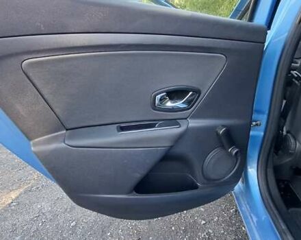 Синий Рено Меган, объемом двигателя 1.6 л и пробегом 207 тыс. км за 8500 $, фото 10 на Automoto.ua