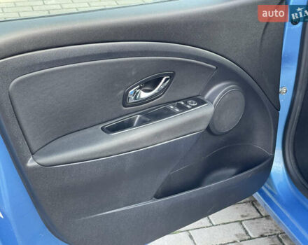 Синій Рено Меган, об'ємом двигуна 1.6 л та пробігом 207 тис. км за 8700 $, фото 21 на Automoto.ua