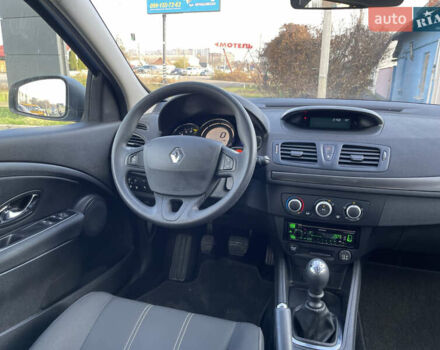 Синій Рено Меган, об'ємом двигуна 1.6 л та пробігом 207 тис. км за 8700 $, фото 40 на Automoto.ua