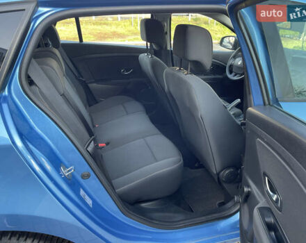 Синій Рено Меган, об'ємом двигуна 1.6 л та пробігом 207 тис. км за 8700 $, фото 32 на Automoto.ua