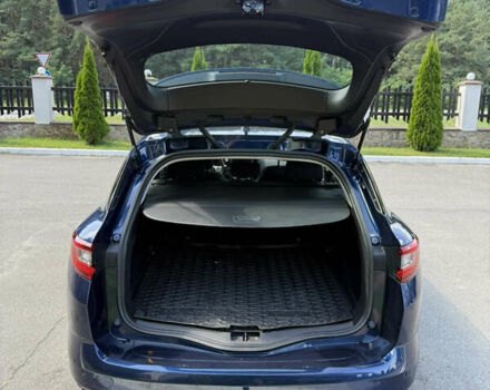 Рено Меган 2016 в Киеве на Automoto.ua Синий Рено Меган, объемом двигателя 1.46 л и пробегом 136 тыс. км за 14600 $, фото 42 на Automoto.ua