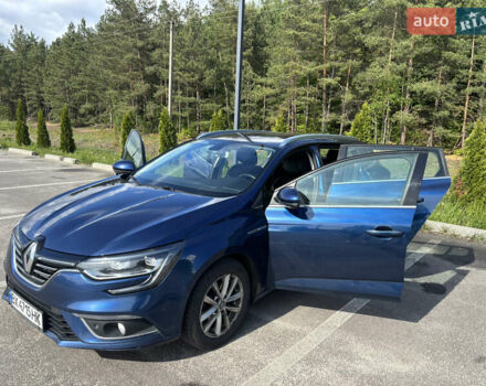 Синий Рено Меган, объемом двигателя 1.5 л и пробегом 241 тыс. км за 12200 $, фото 4 на Automoto.ua