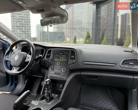 Синий Рено Меган, объемом двигателя 1.5 л и пробегом 134 тыс. км за 11500 $, фото 17 на Automoto.ua
