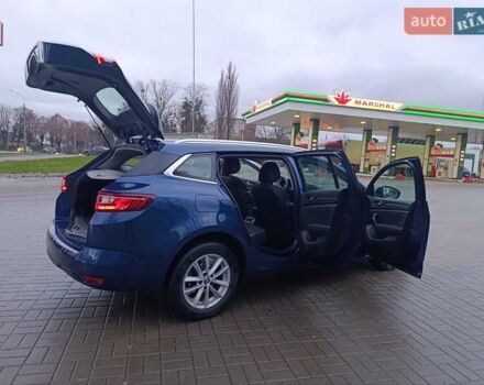 Синій Рено Меган, об'ємом двигуна 1.46 л та пробігом 247 тис. км за 10000 $, фото 32 на Automoto.ua