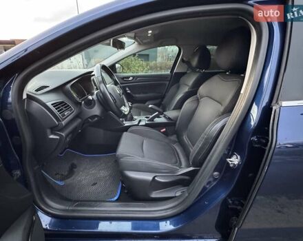 Синий Рено Меган, объемом двигателя 1.5 л и пробегом 198 тыс. км за 10900 $, фото 9 на Automoto.ua