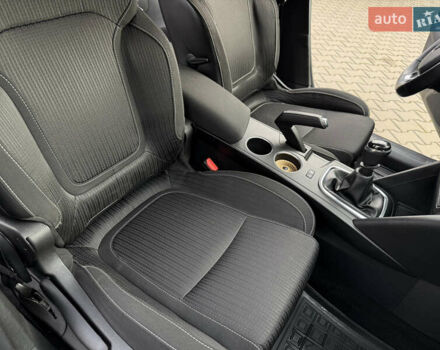 Синий Рено Меган, объемом двигателя 1.5 л и пробегом 134 тыс. км за 11500 $, фото 14 на Automoto.ua