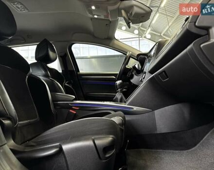 Синій Рено Меган, об'ємом двигуна 1.6 л та пробігом 147 тис. км за 14500 $, фото 35 на Automoto.ua