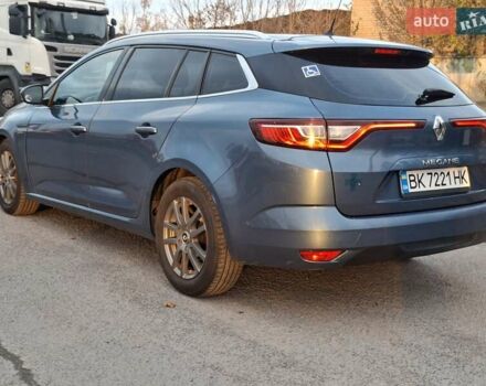 Синий Рено Меган, объемом двигателя 1.46 л и пробегом 232 тыс. км за 11490 $, фото 3 на Automoto.ua