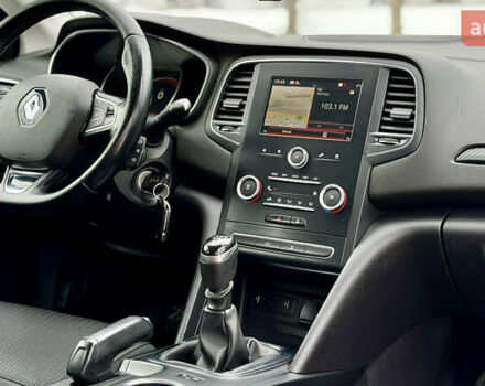 Синий Рено Меган, объемом двигателя 1.5 л и пробегом 281 тыс. км за 10300 $, фото 7 на Automoto.ua