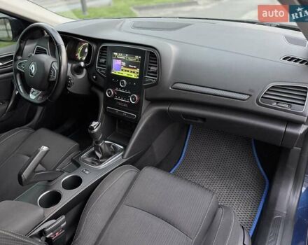 Синий Рено Меган, объемом двигателя 1.5 л и пробегом 198 тыс. км за 10900 $, фото 13 на Automoto.ua