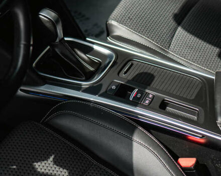 Синій Рено Меган, об'ємом двигуна 1.2 л та пробігом 124 тис. км за 11300 $, фото 30 на Automoto.ua