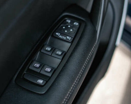 Синій Рено Меган, об'ємом двигуна 1.2 л та пробігом 124 тис. км за 11300 $, фото 33 на Automoto.ua